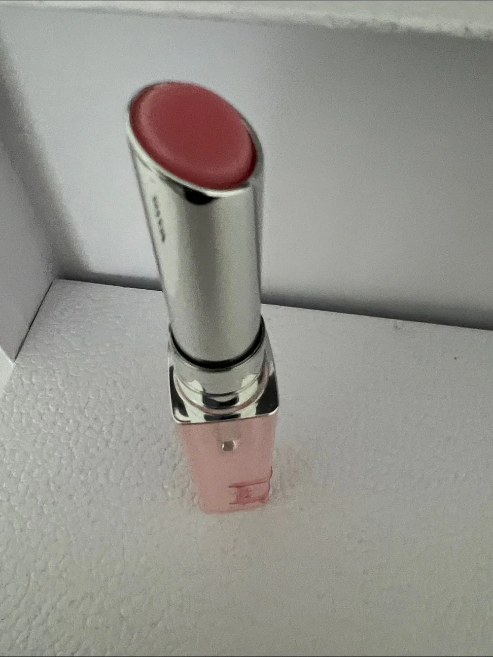 Dior Addict Lip Glow Color Reviver Balm — Pink 001